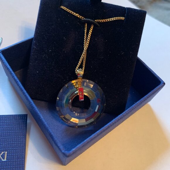 ✨ Beautiful Rare Vintage Swarovski Loop Pendent ✨ - Picture 9 of 16